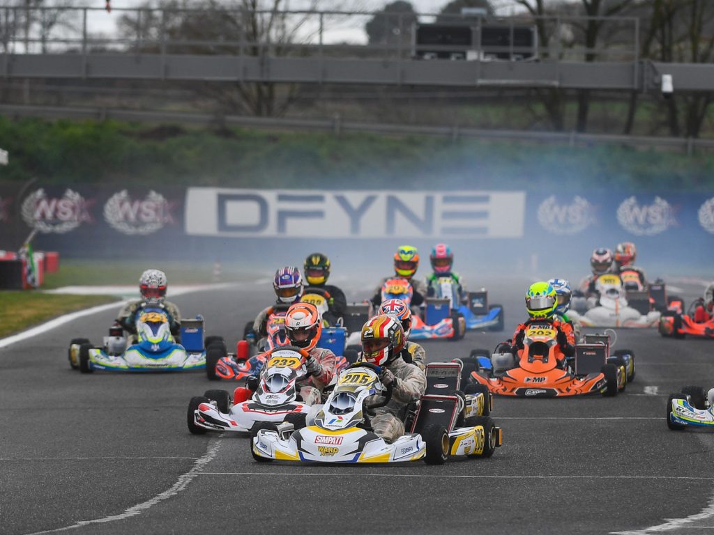 Qarrar Firhand melaju ke posisi terdepan